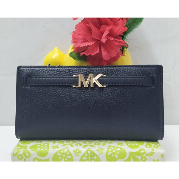 Michael Kors Black Pebbled Leather Credit Card Bifold Wallet - NWT $298 - Picture 1 of 15